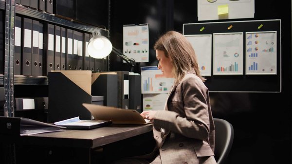 Que fait une agence de détectives privés à Paris ?