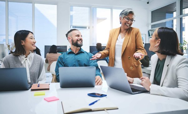 Agence web à la rochelle : une formation seo avec la création d'un site internet